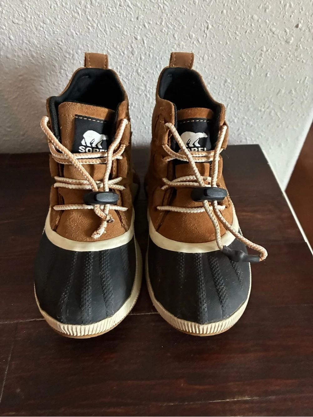 Sorel Kids Brown and Black Waterproof Lace-Top Duck Boots- worn once!